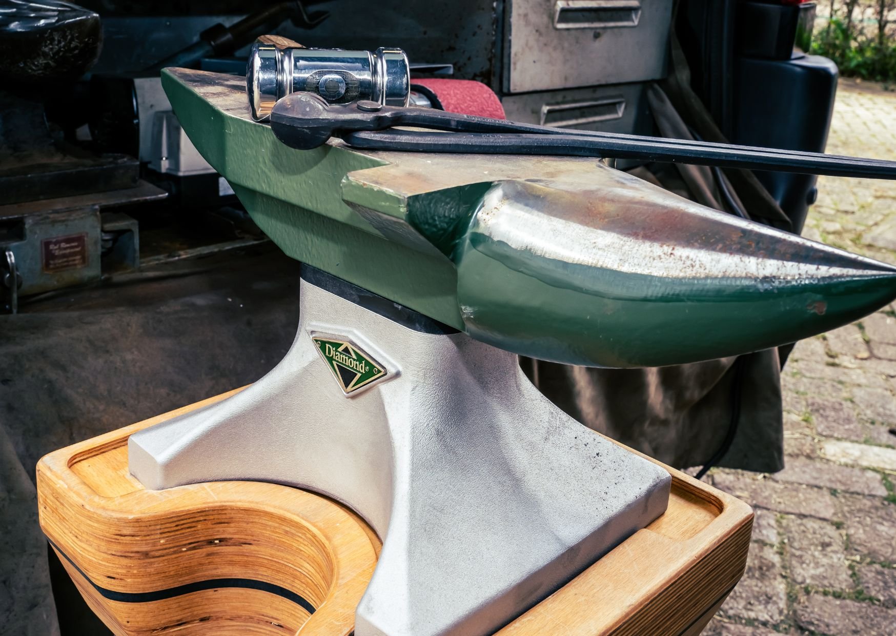 Diamond Euro Anvil